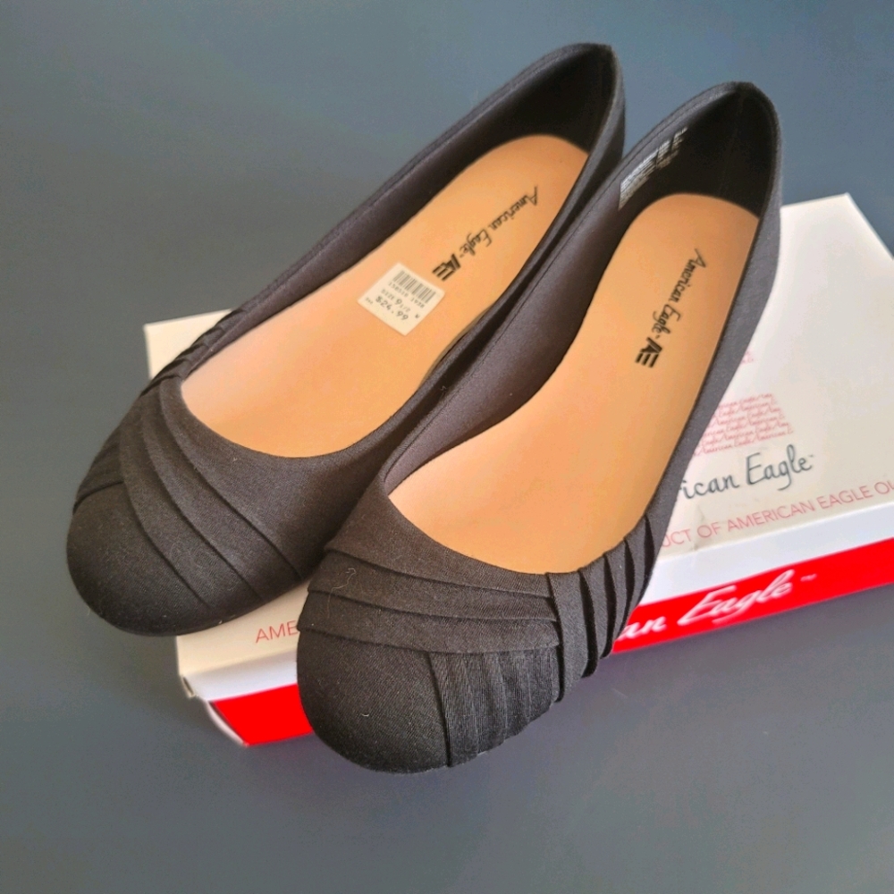 Black Ballet Flats